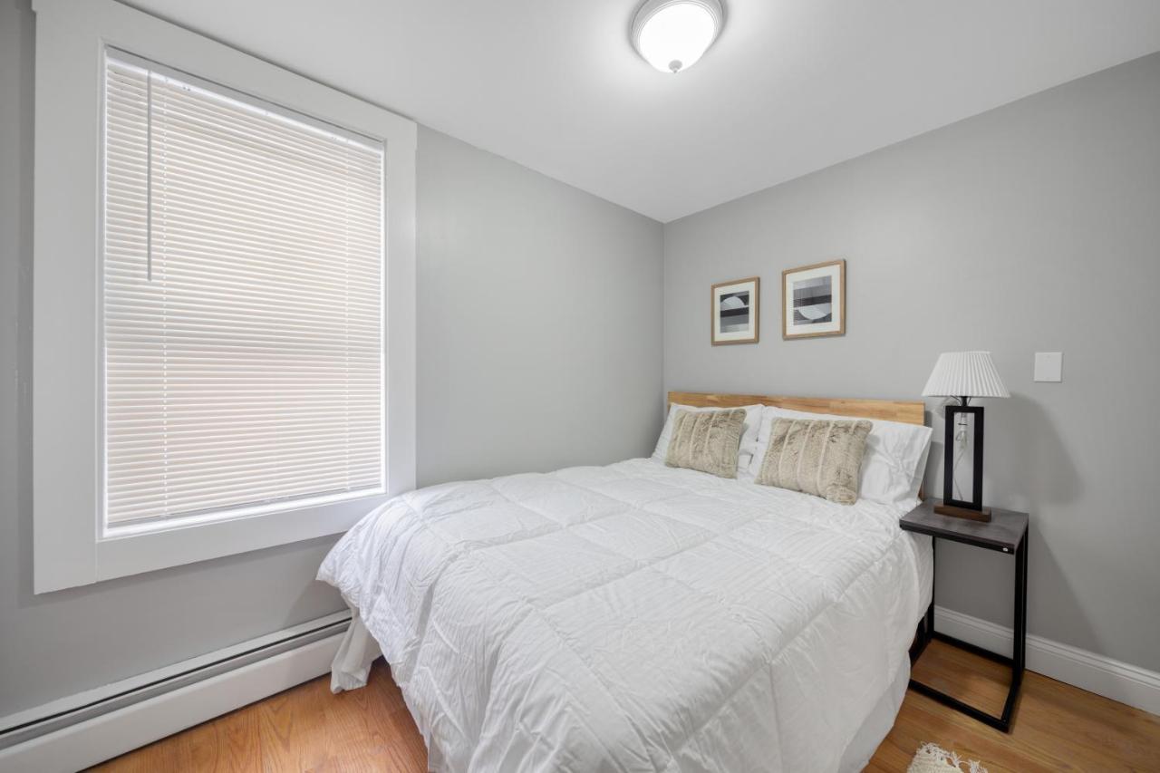 Easy Commute South Boston 4Br 1Bh Apt Luaran gambar